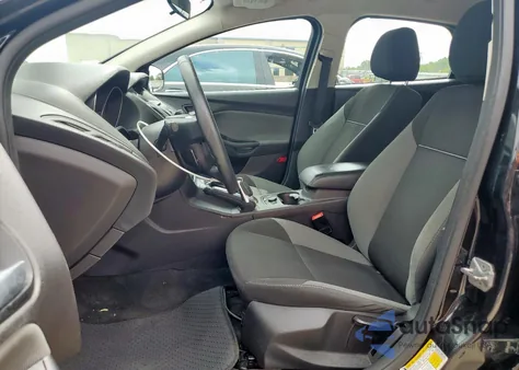 2014 Ford Focus Se из США, поврежденный, VIN 1FADP3K2XEL162033